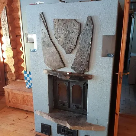 Kaijansaaren Lomamoekit Dağ evi Tolva (Lapinlahti)