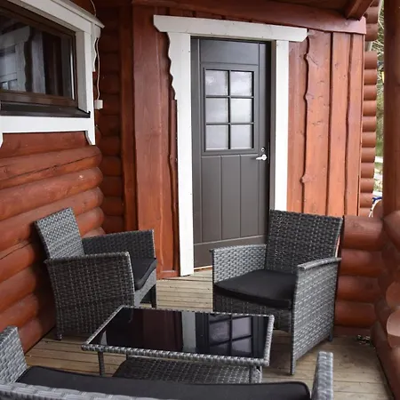 Kaijansaaren Lomamoekit * Tolva (Lapinlahti)